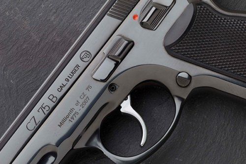 Slavnostní montáž milionté pistole řady CZ 75