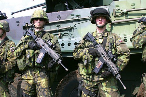 Vstup na trh zbraní pro ozbrojené složky, začátek přezbrojení Armády České republiky